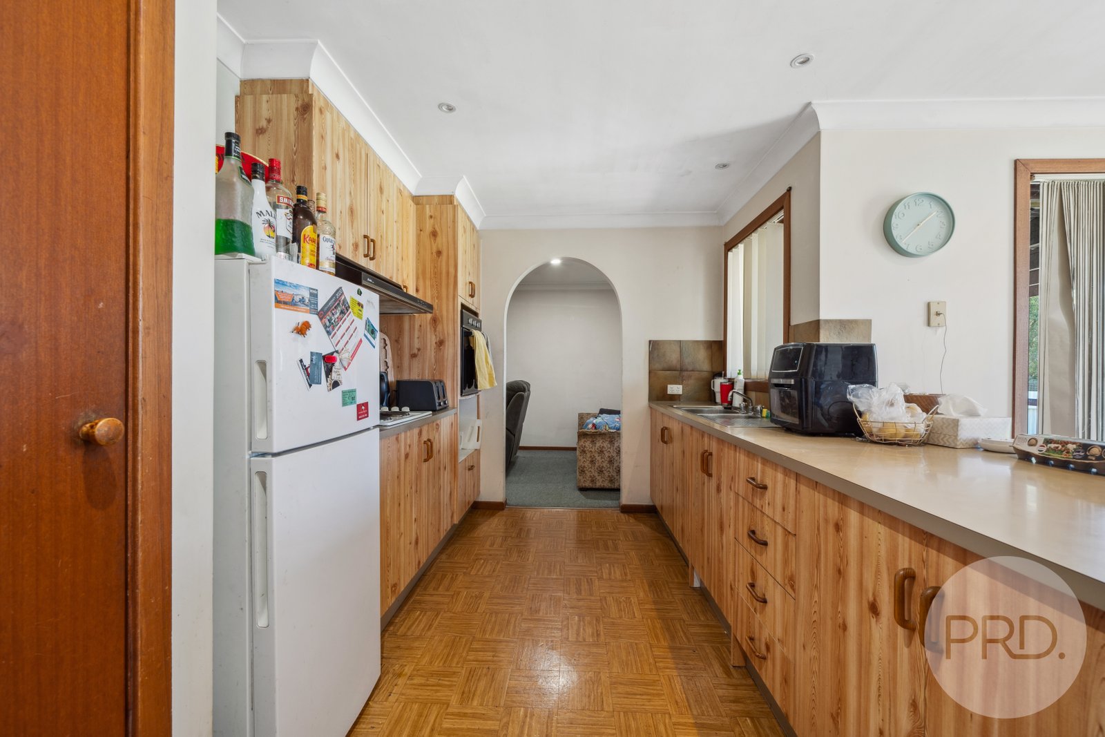 92 Undurra Drive GLENFIELD PARK 5