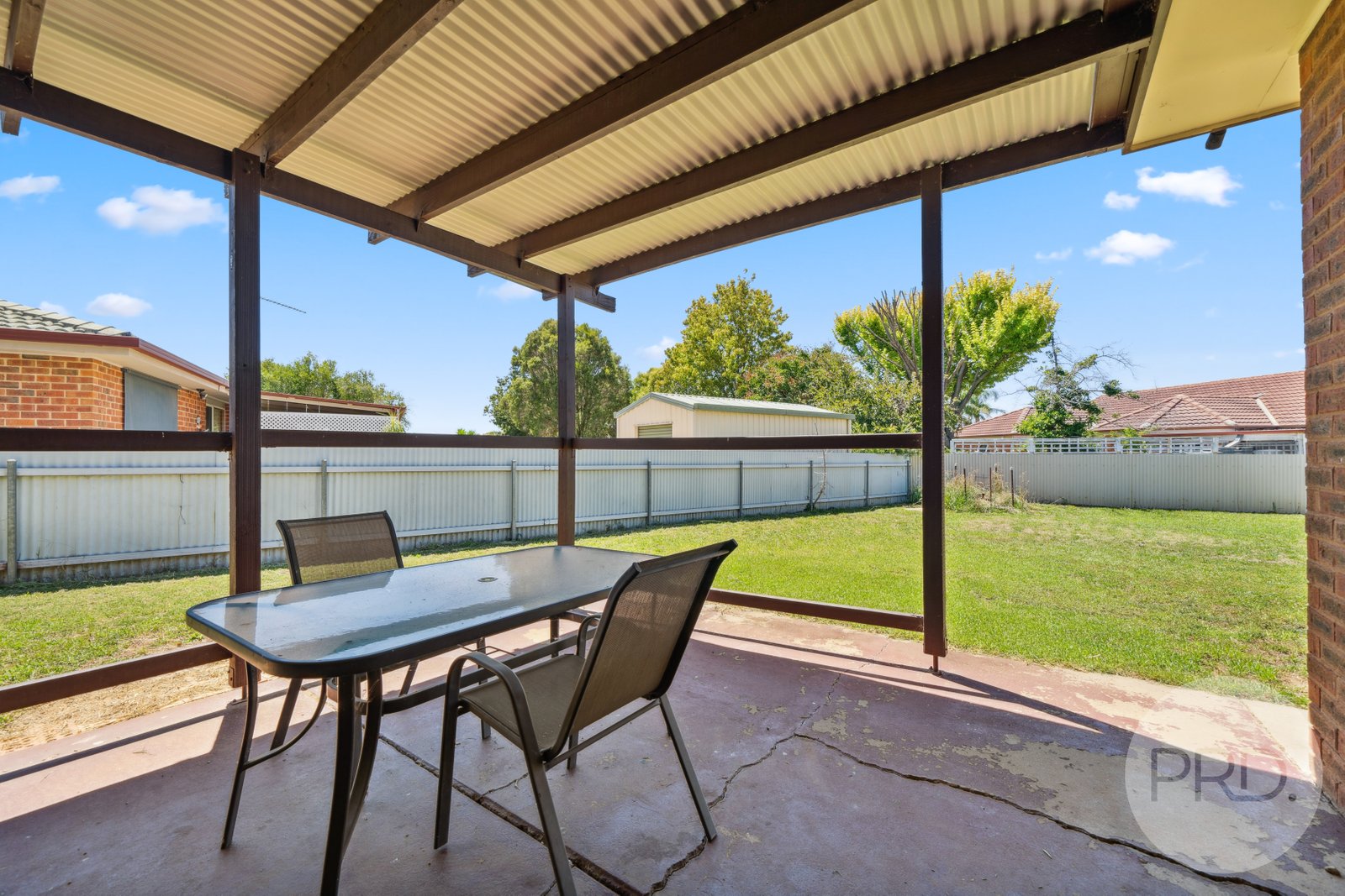 92 Undurra Drive GLENFIELD PARK 11