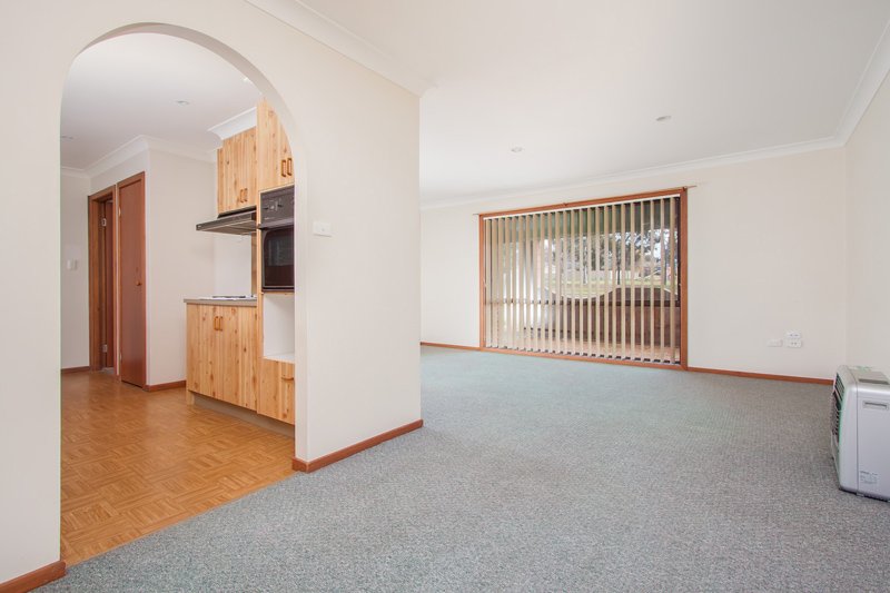 92 Undurra Drive GLENFIELD PARK 5