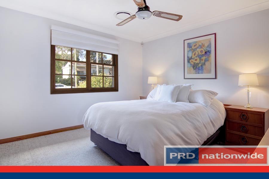 92 Waratah Street (Enter opp. Boorara Ave) Street OATLEY 4