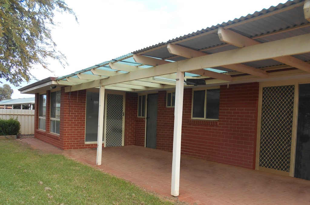 920 Karadoc Avenue IRYMPLE 7