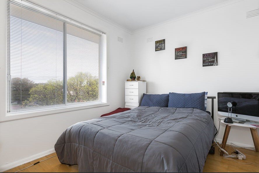 Gallery: 9/21 Bellairs Avenue