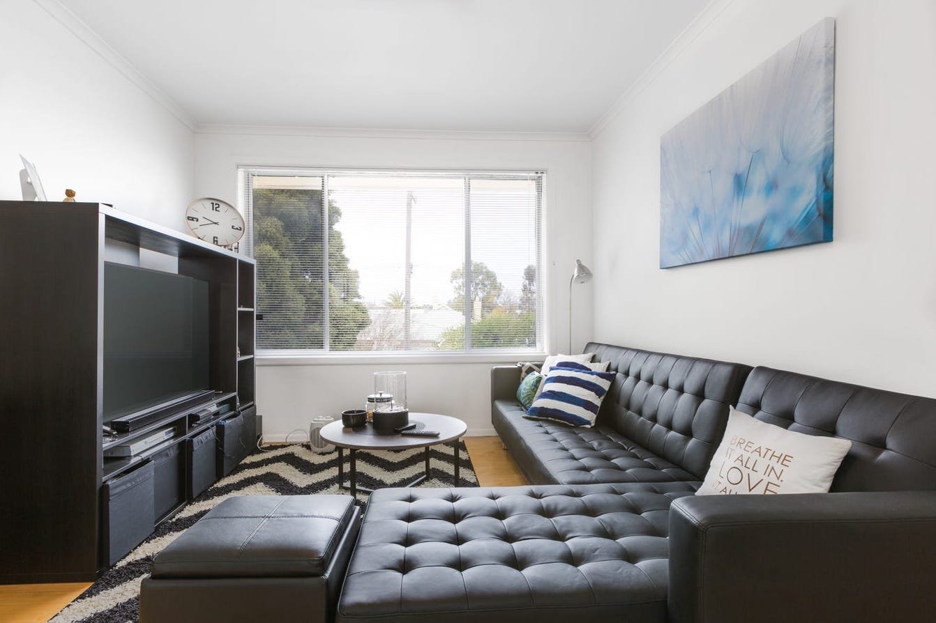 Gallery: 9/21 Bellairs Avenue