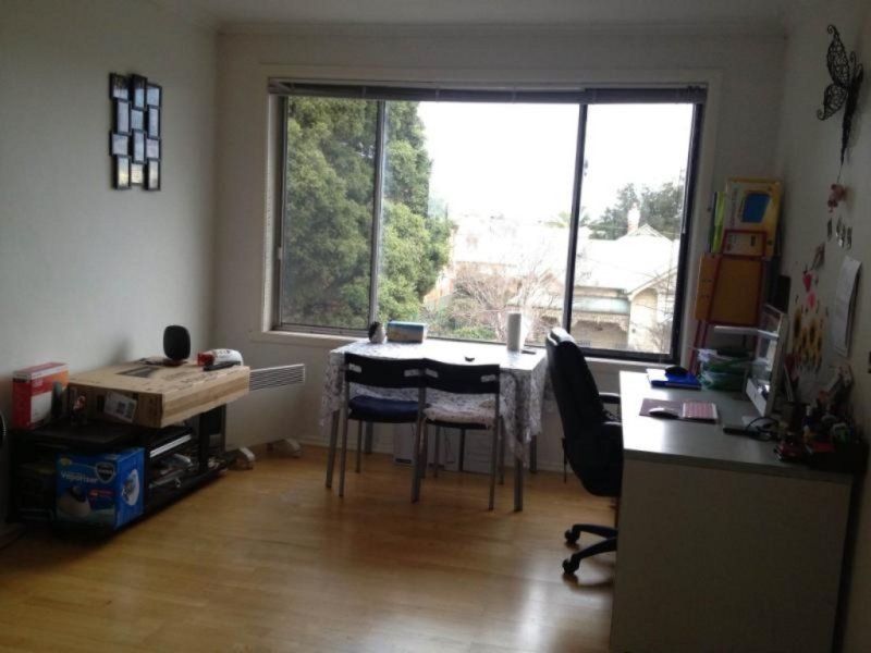Gallery: 9/21 Bellairs Avenue