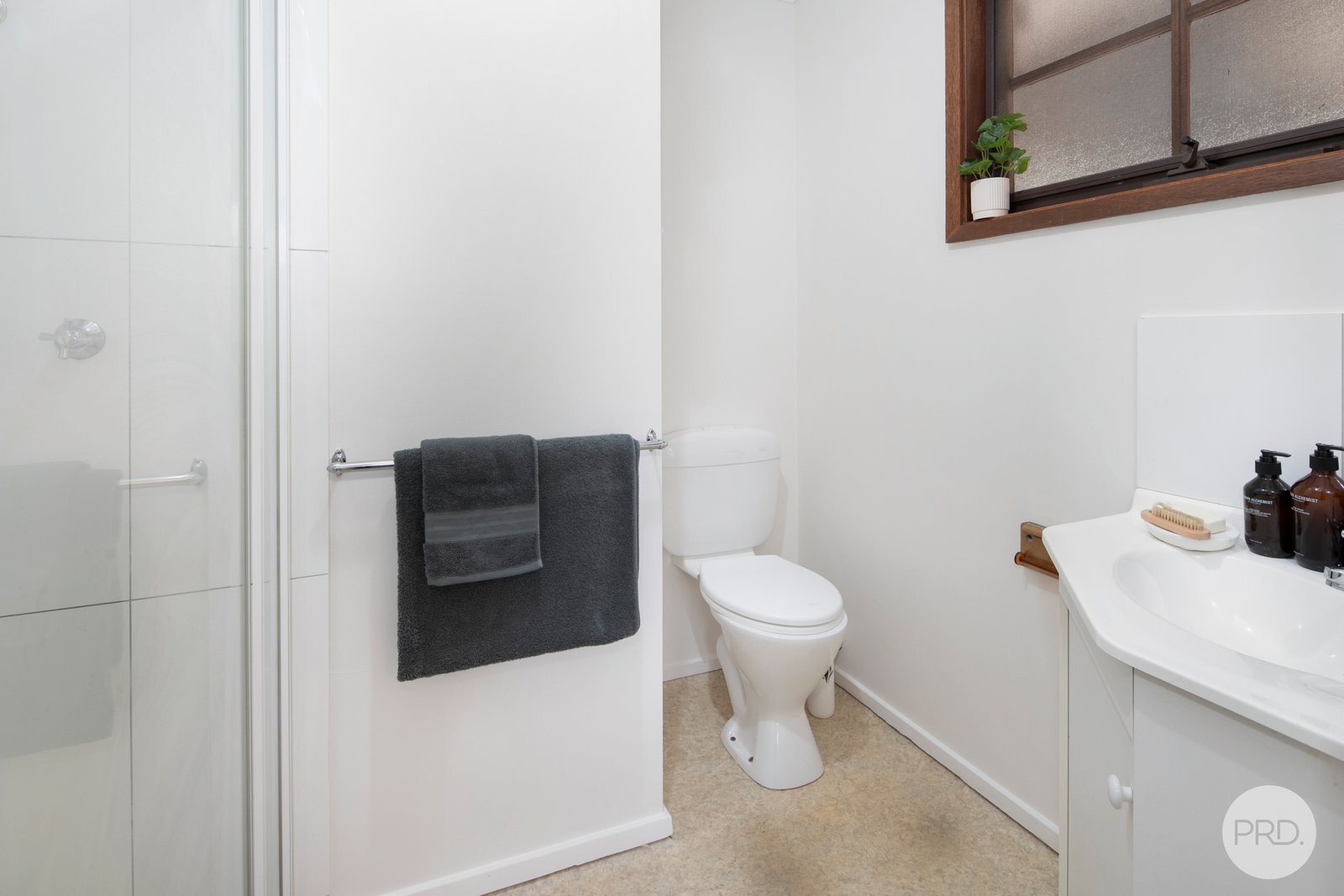 921 Macarthur Street LAKE WENDOUREE 10