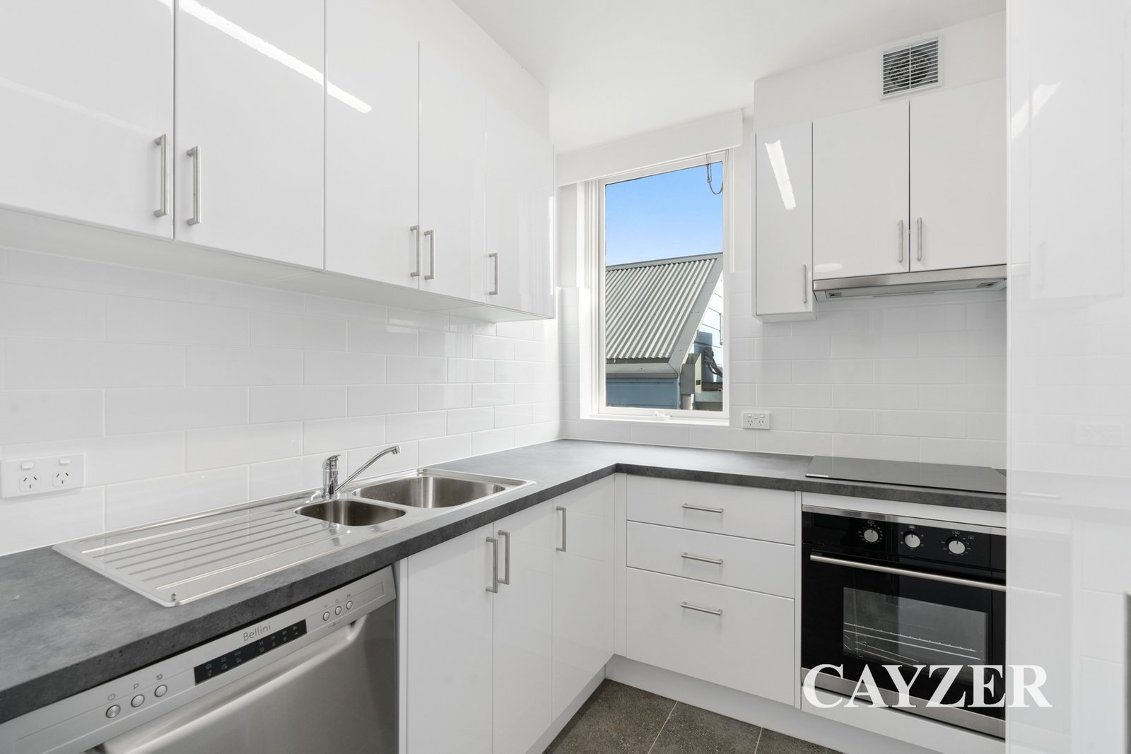 Gallery: 9/211 Canterbury Road