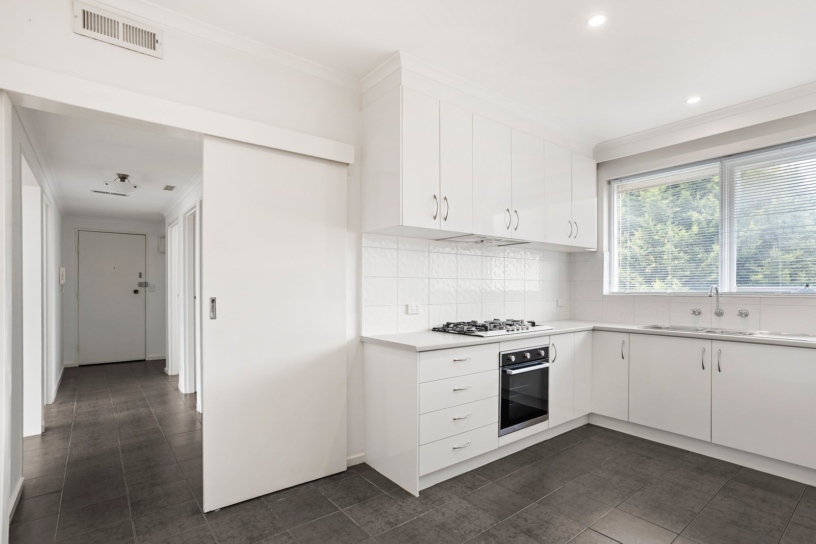 Real Estate and Property in 9/226 Inkerman Street, St Kilda East, VIC