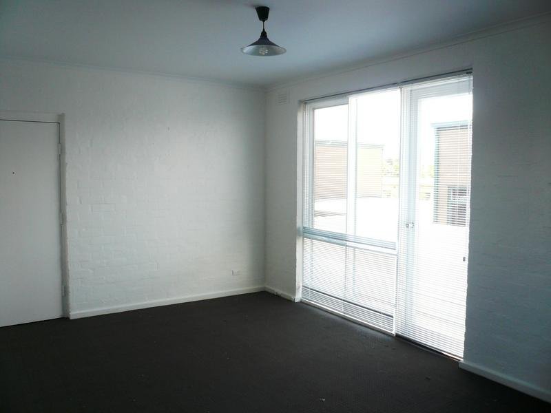 Gallery: 9/227 Bridport Street West