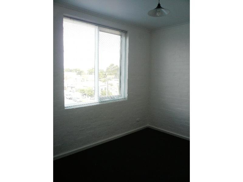 Gallery: 9/227 Bridport Street West