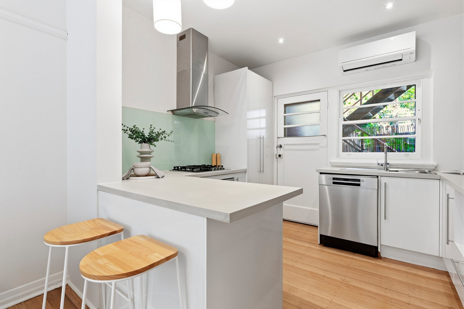 Gallery: 9/229 Brighton Road
