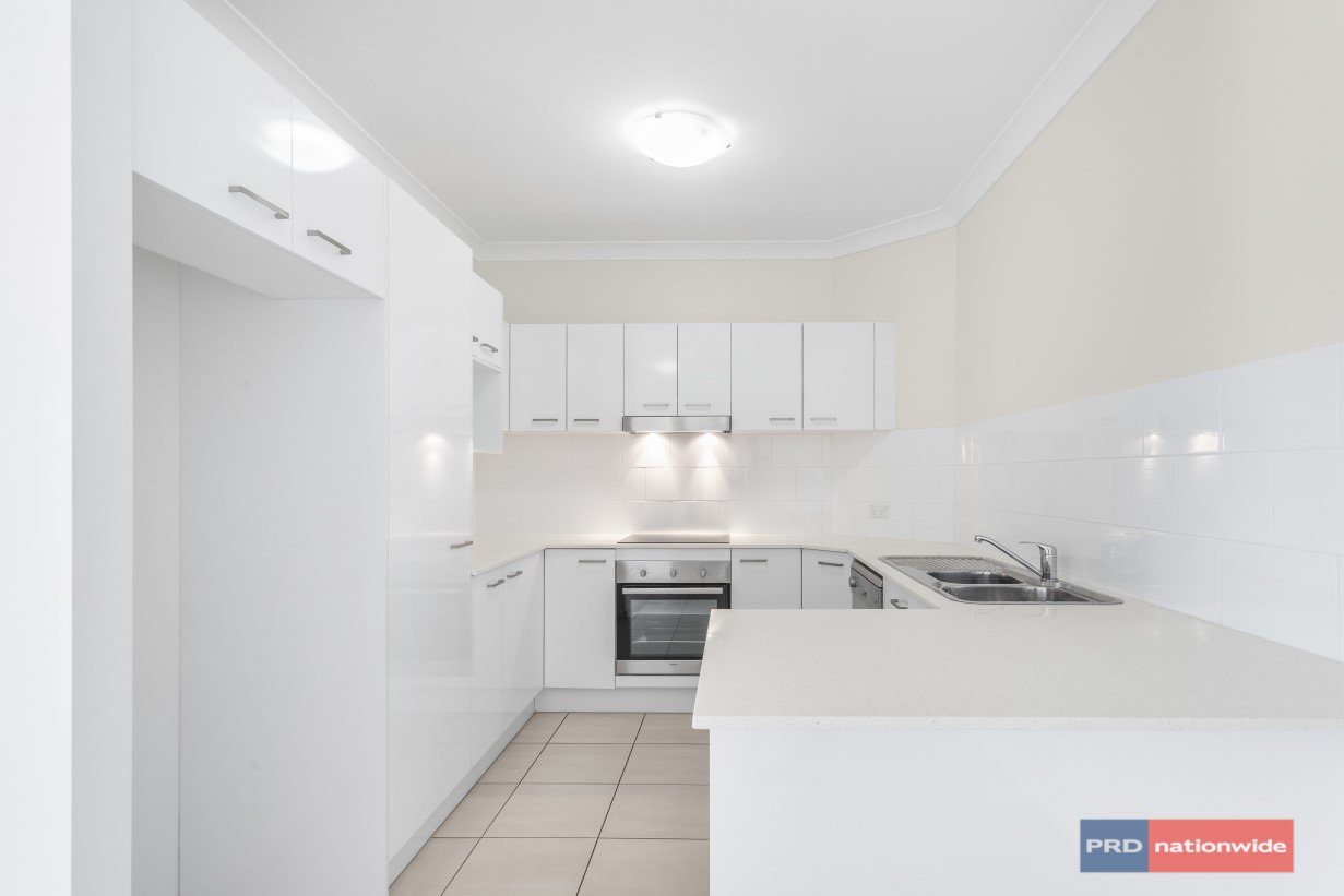 9/23 Noble Street CLAYFIELD 2