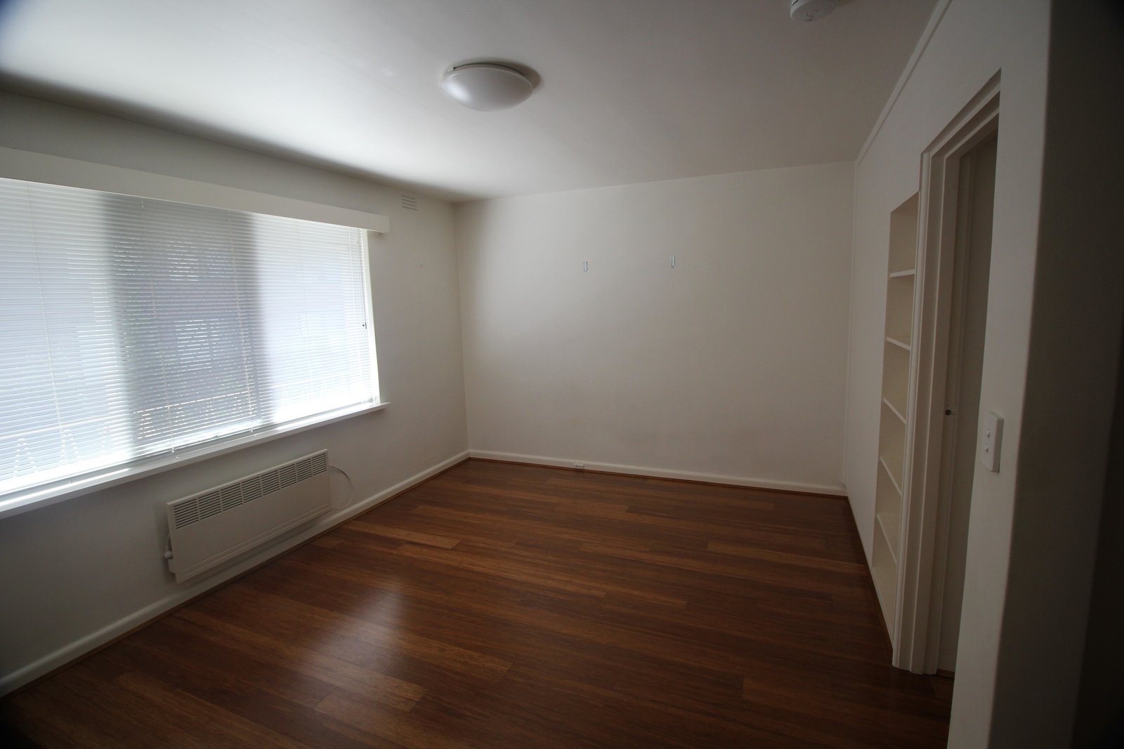 Gallery: 9/231 Dandenong Road