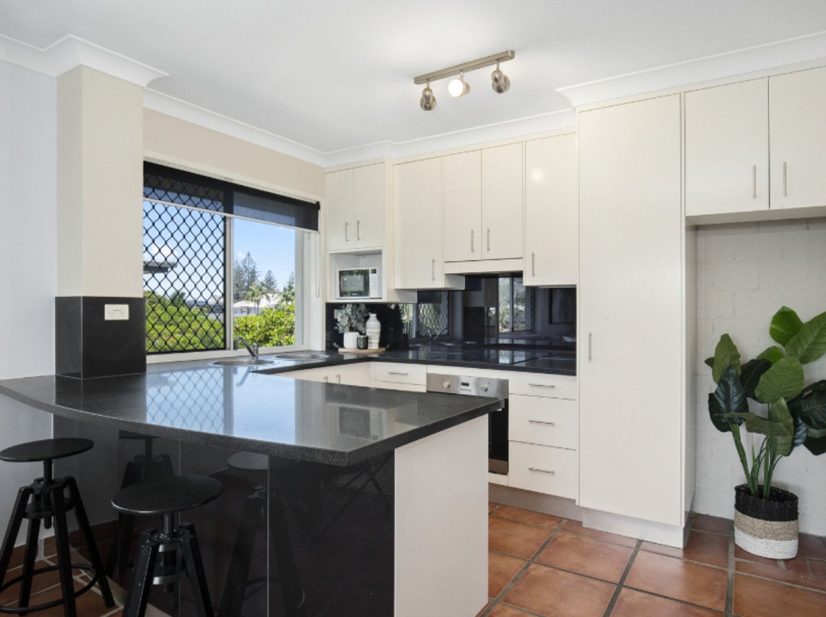 9/2311 Gold Coast Highway Mermaid Beach 7