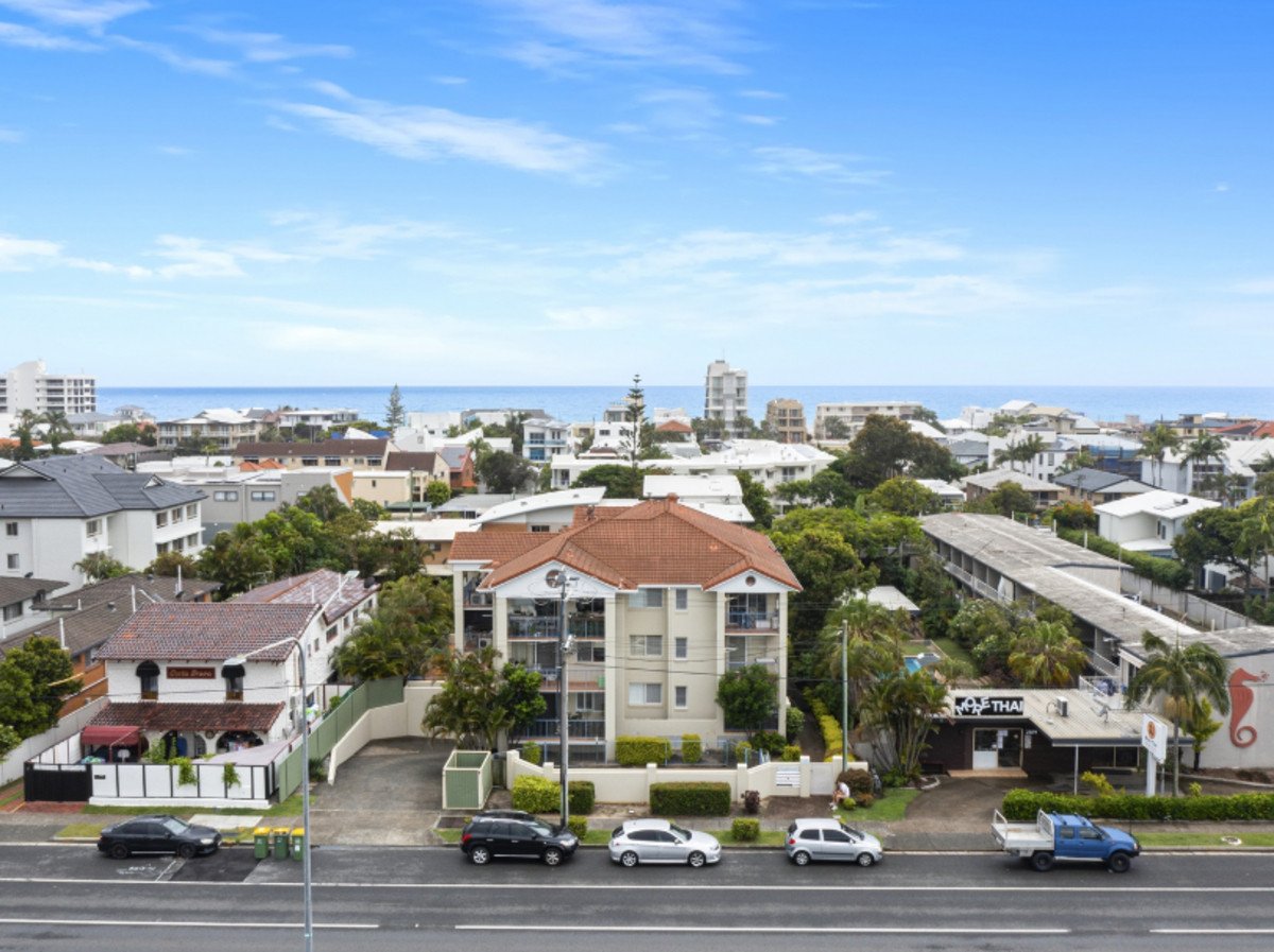 9/2311 Gold Coast Highway Mermaid Beach 13