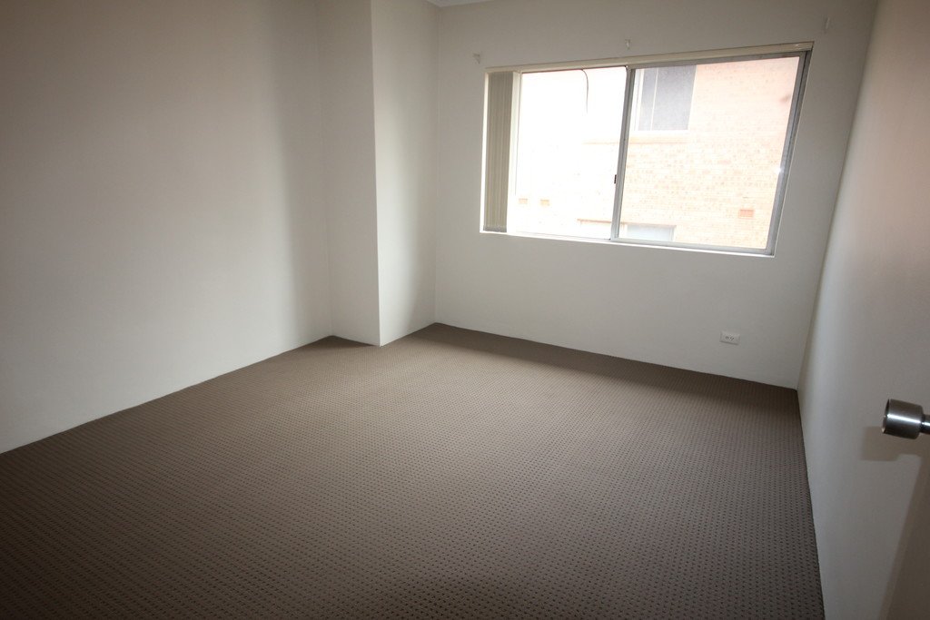 9/24 Chapel Street ROCKDALE 4