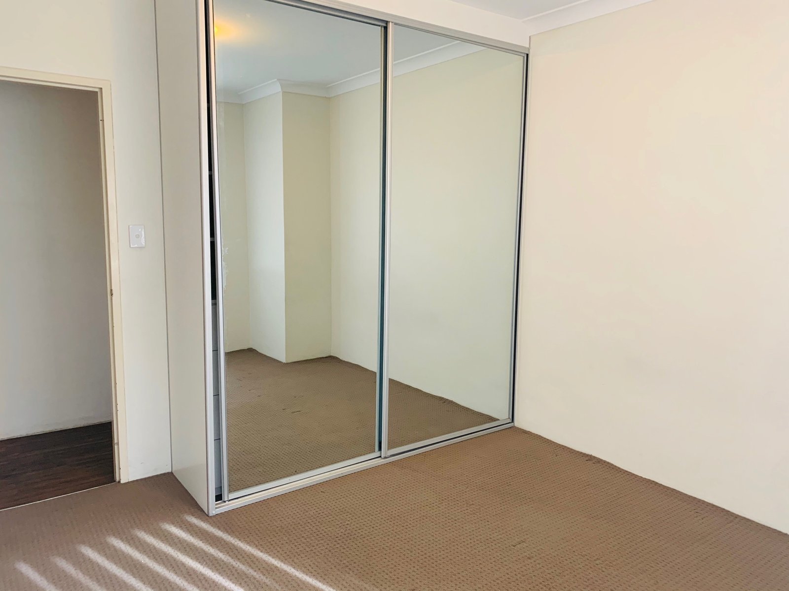 9/24 Chapel Street ROCKDALE 4