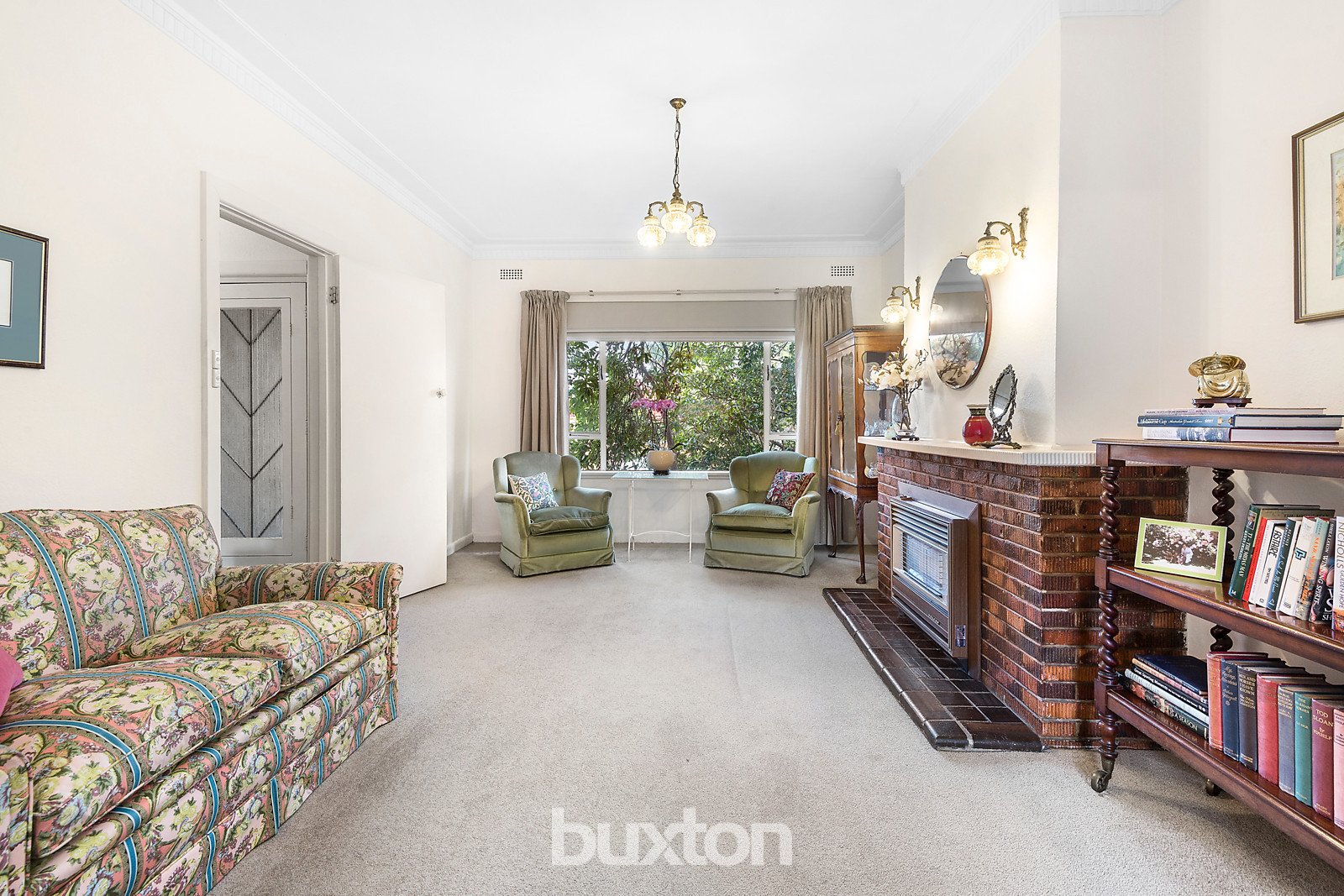 Gallery: 925 Hampton Street