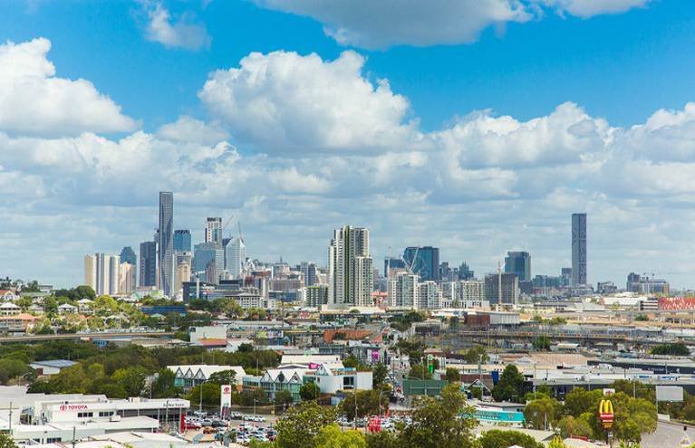 9/25 Whytecliffe Street ALBION 1