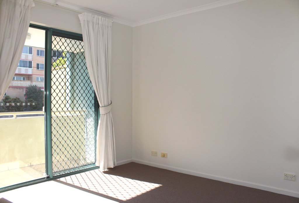 9/25 Whytecliffe Street ALBION 7