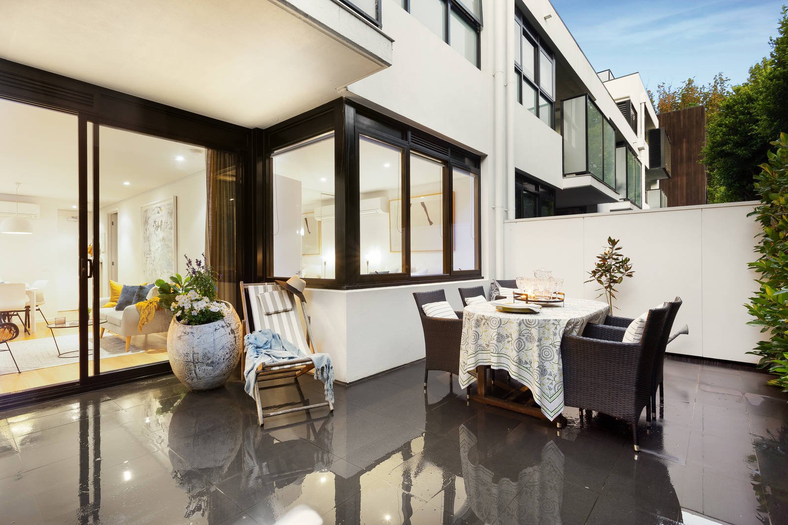 Real Estate and Property in 9/26-28 Broadway, Elwood, VIC