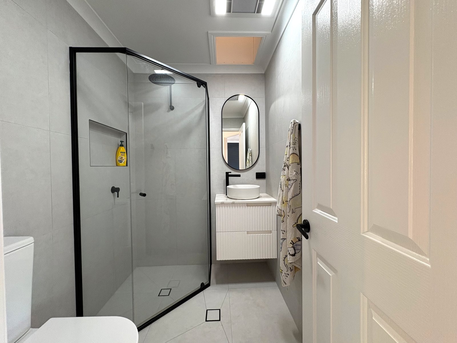 9/27-33 Mattocks Road BURLEIGH WATERS 7