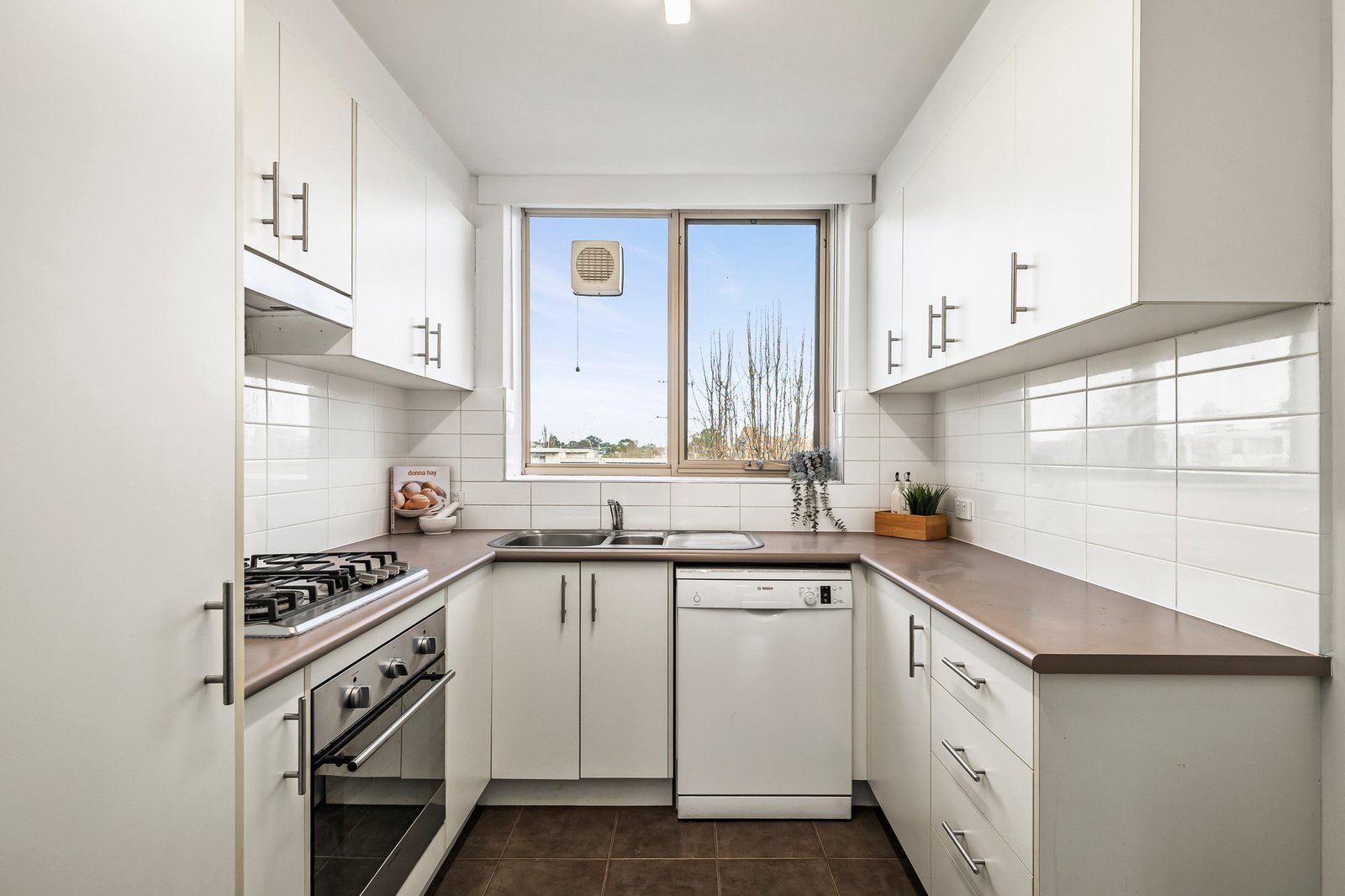 Gallery: 9/27 Kensington Road