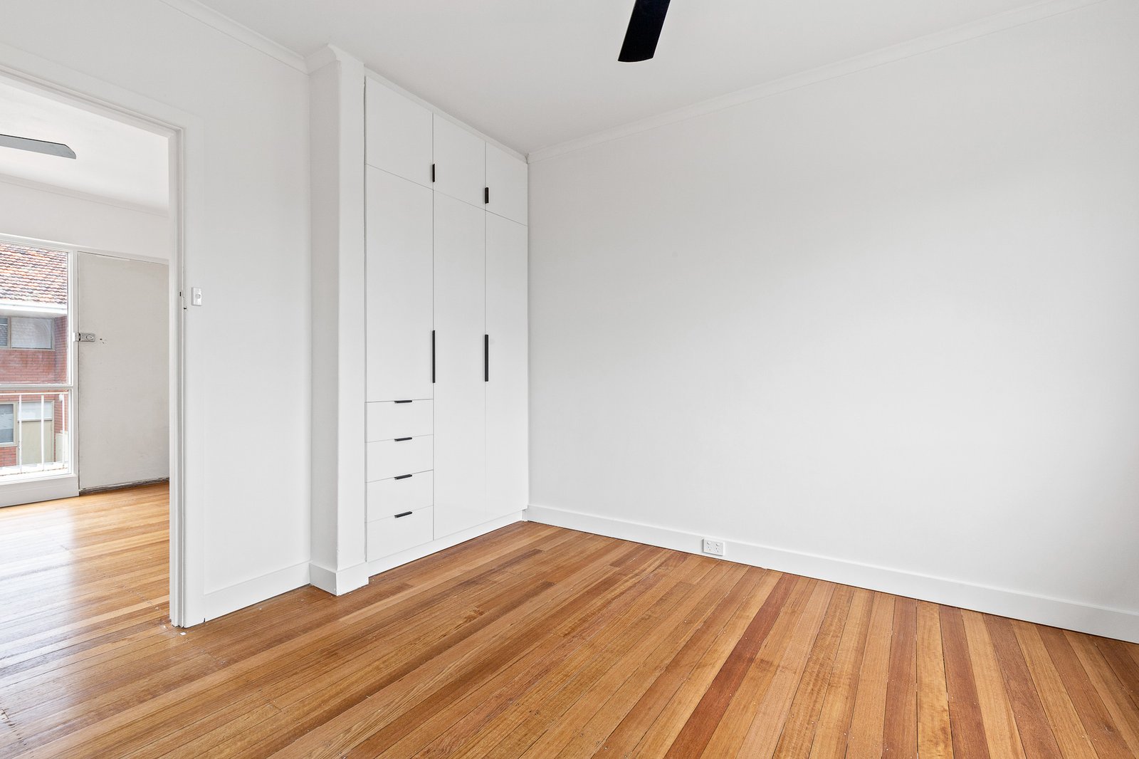 Gallery: 9/27 Seymour Road
