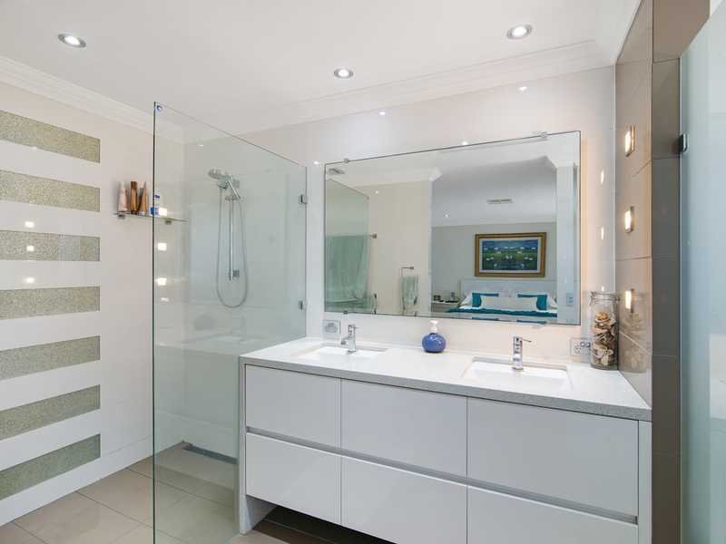 9/271 Golden Four Drive BILINGA 8