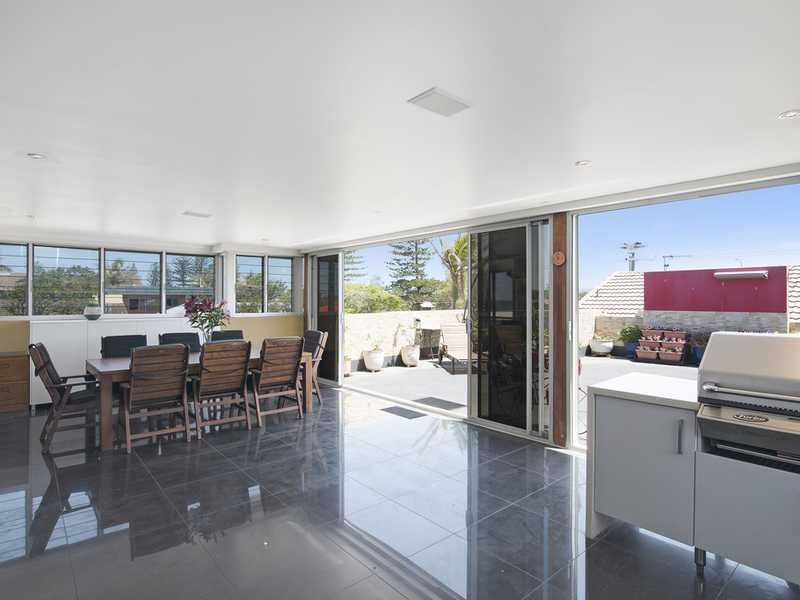 9/271 Golden Four Drive BILINGA 10