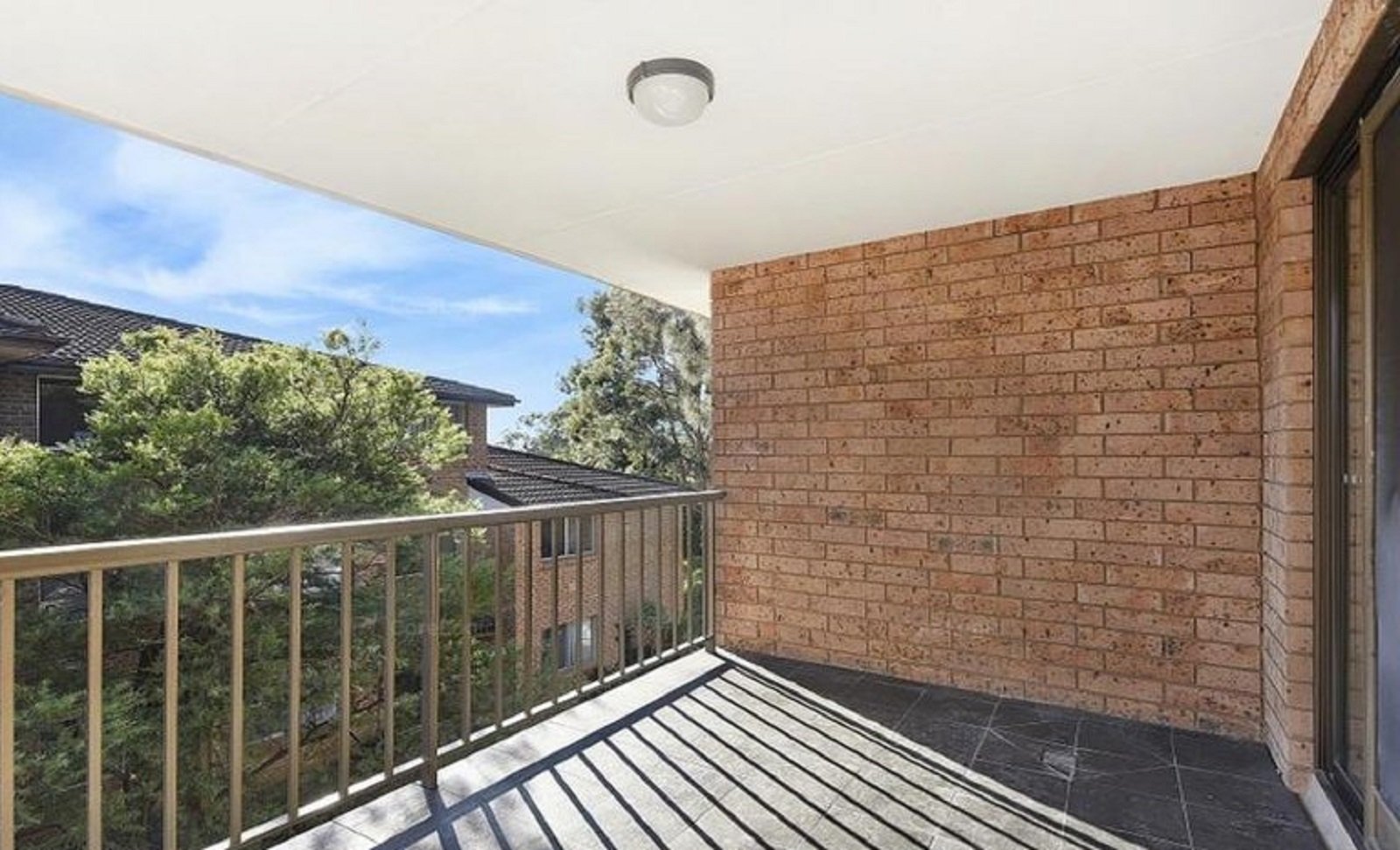 9/28-32 Railway Crescent JANNALI 8