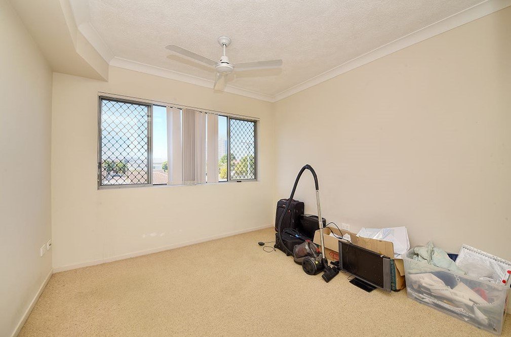 9/29 George Street SOUTHPORT 11