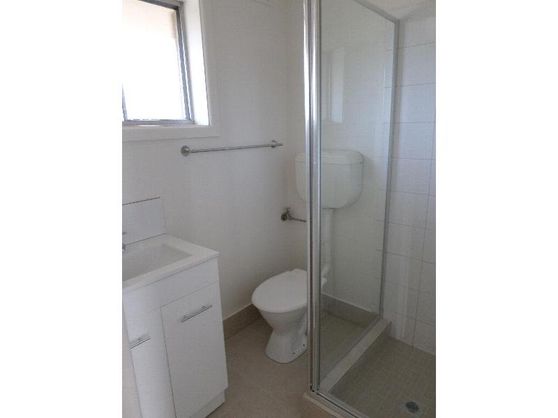 Gallery: 9/2A Florence Street