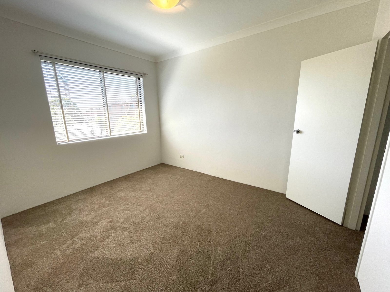 9/2A Ocean Street KOGARAH 5