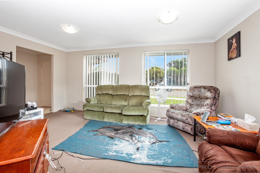 93 Aberglasslyn Road RUTHERFORD 3