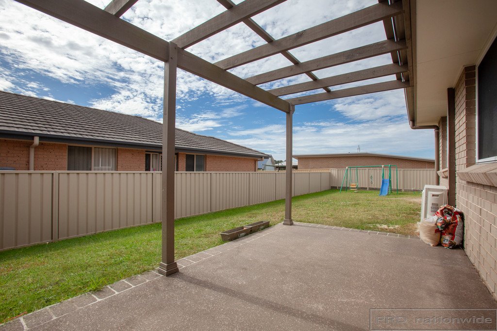 93 Aberglasslyn Road RUTHERFORD 14