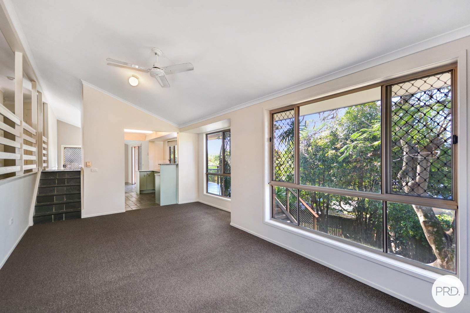 93 Ash Drive BANORA POINT 2