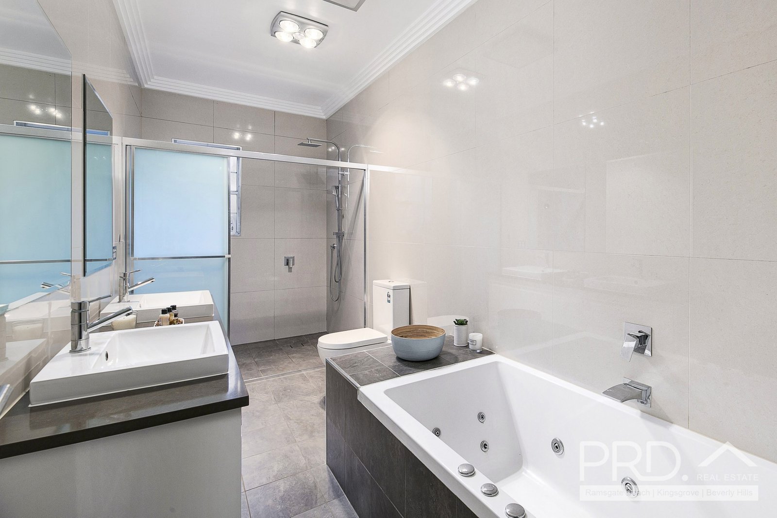 93 Bexley Road CLEMTON PARK 9