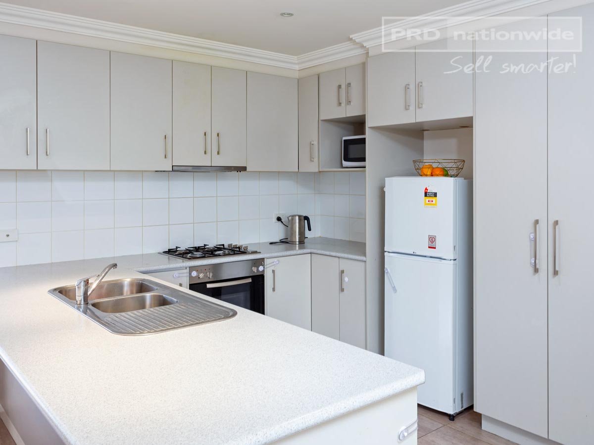 9/3 Bogong Crescent TATTON 9