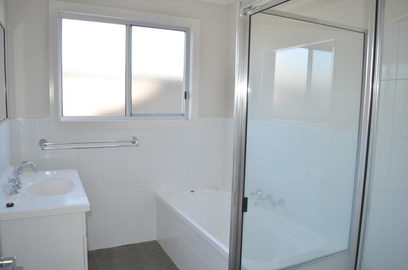 9/3 Bogong Crescent TATTON 5