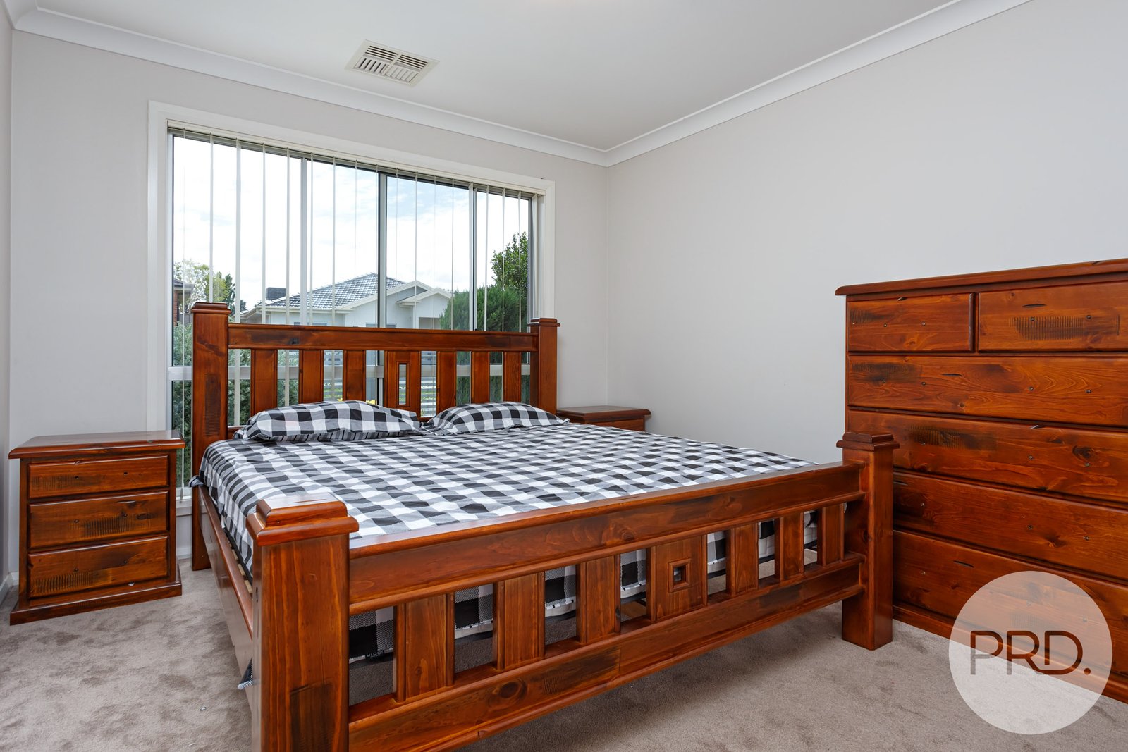 9/3 Bogong Crescent TATTON 9