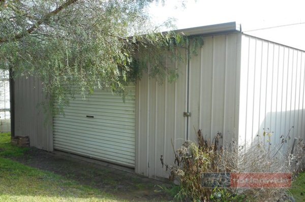 93 Capper Street TUMUT 14