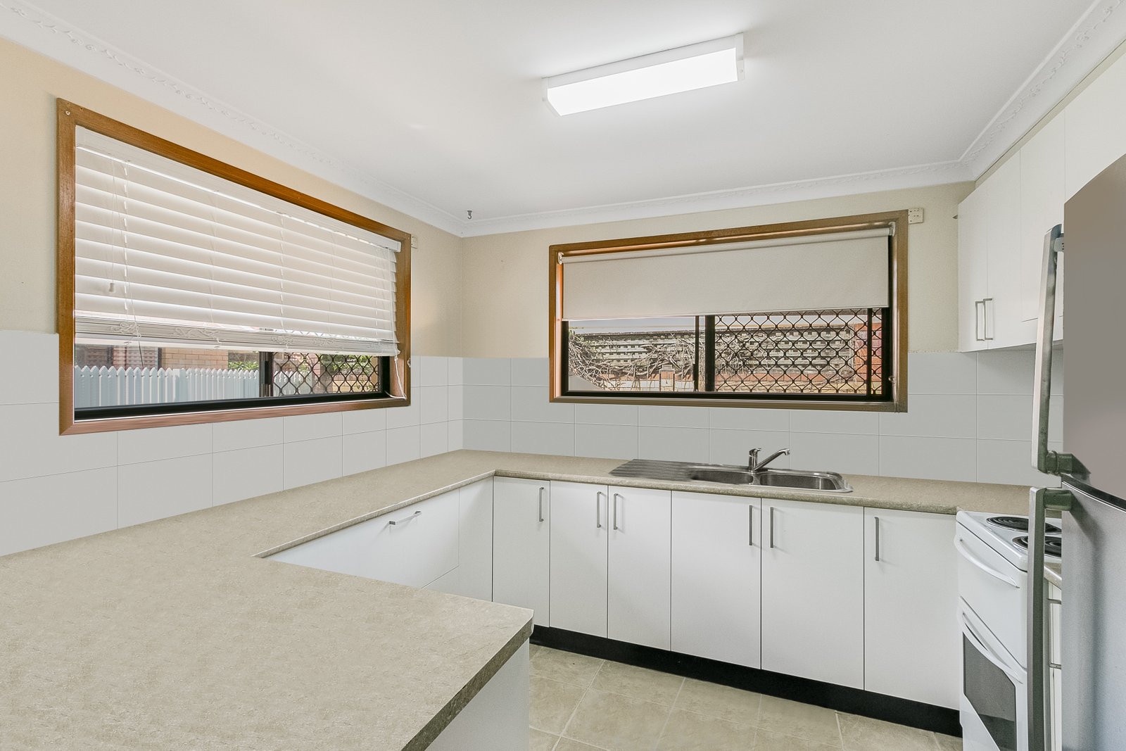 93 Companion Way TWEED HEADS 5