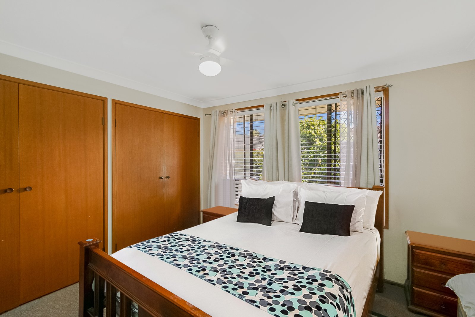 93 Companion Way TWEED HEADS 7