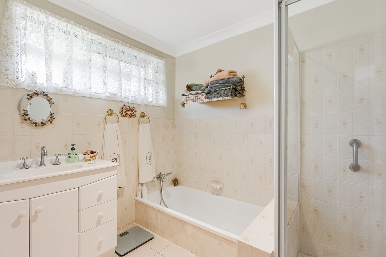 93 Companion Way TWEED HEADS 9