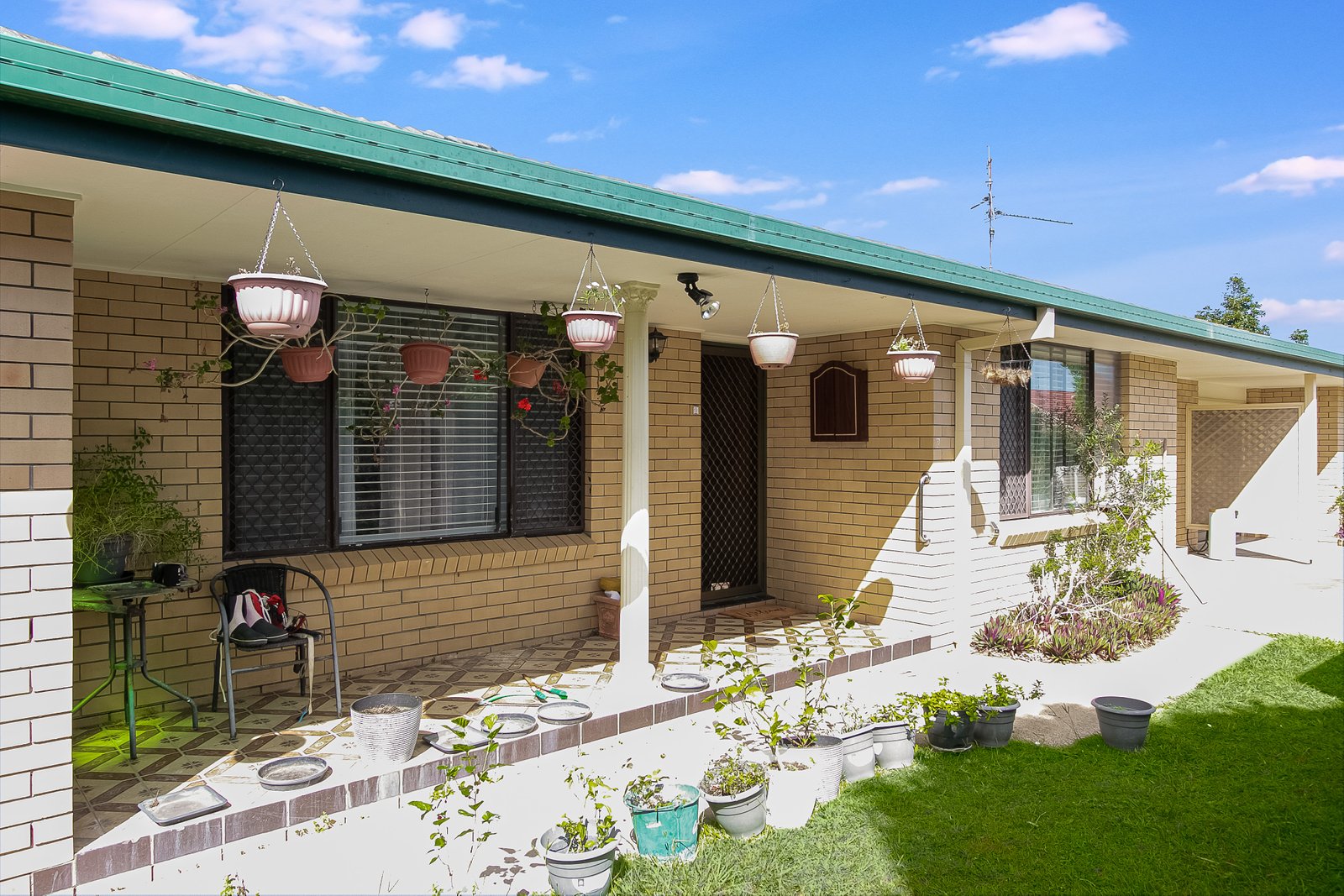 93 Companion Way TWEED HEADS 11