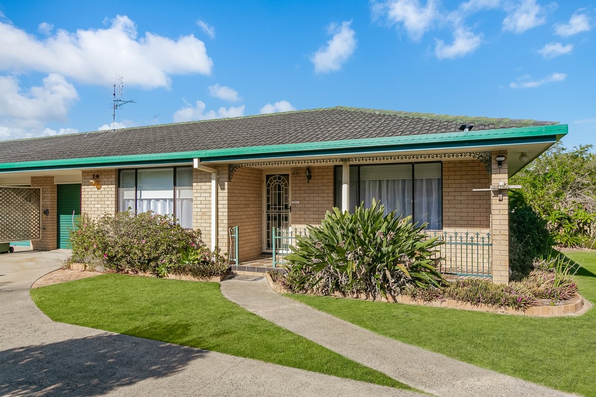 93 Companion Way TWEED HEADS 2