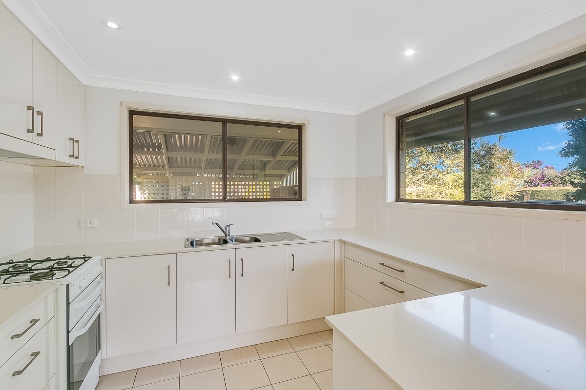 93 Companion Way TWEED HEADS 3