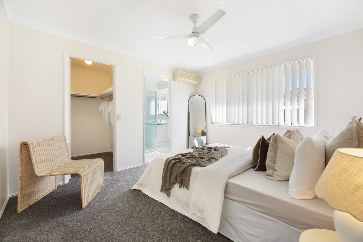 93 Coronet Crescent Burleigh Waters 7