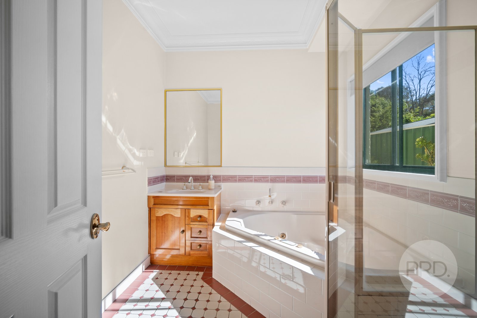 93 Crawshaw Crescent GLENROY 8