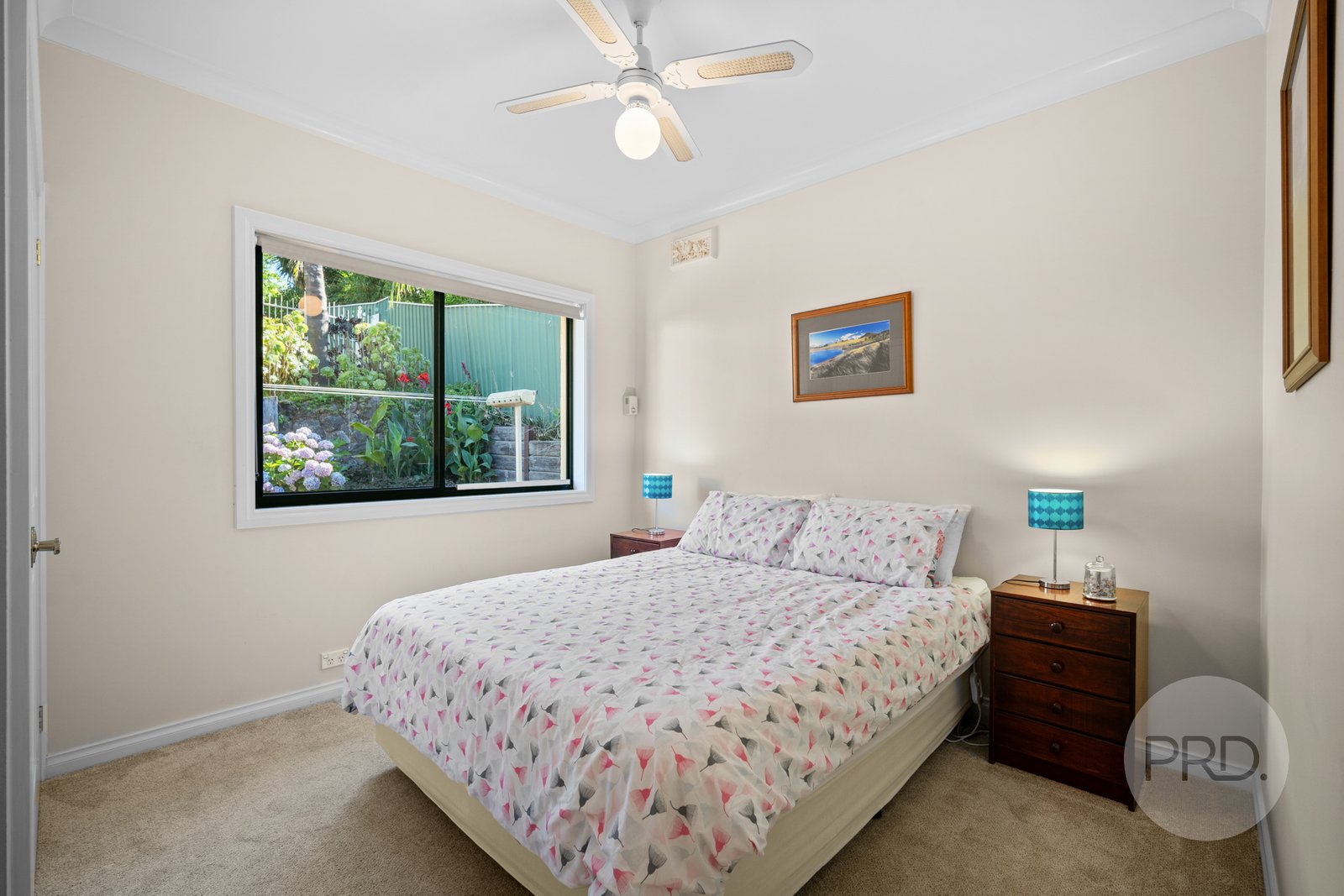 93 Crawshaw Crescent GLENROY 11